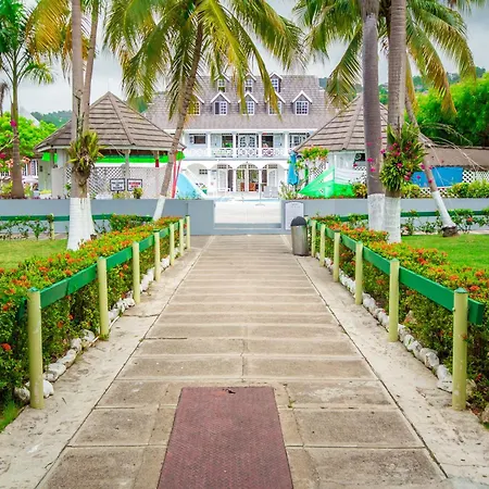Ocho Rios Sandcastles Resort On The Beach 1 Bedroom Apartment On The Beach